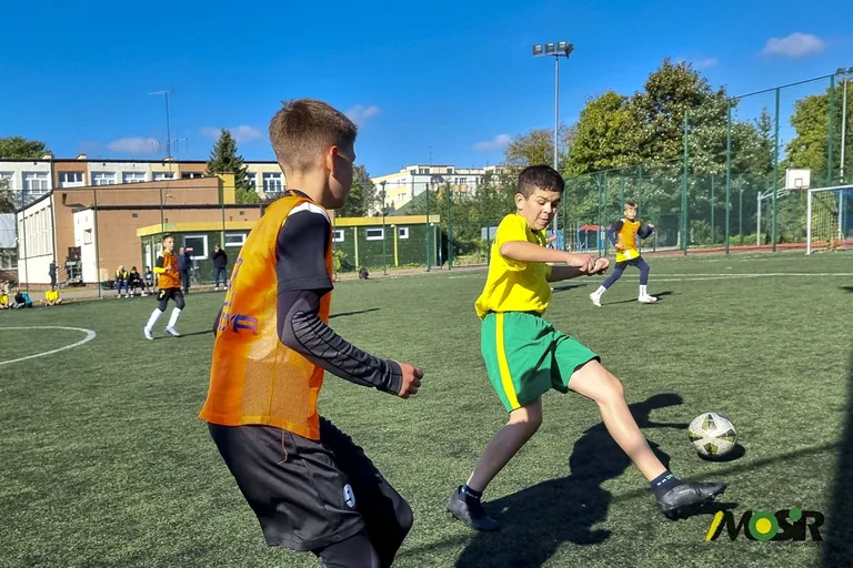 Młodzi piłkarze pokazali, że mają talent (zdjęcia)