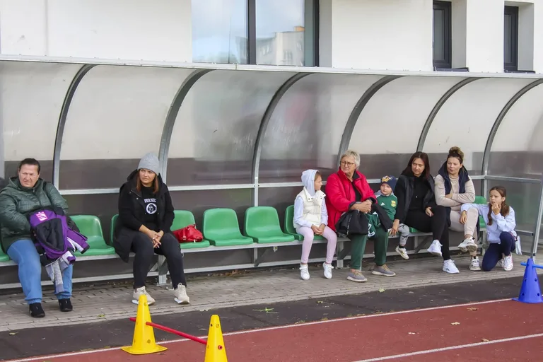 Świętowanie 60 lecia PGZ Zurad w atmosferze sportu z KS Ostrovia (zdjęcia)