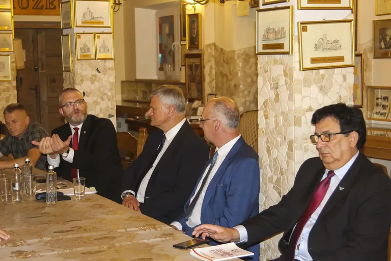 Konfederacja przedstawiła swój program w Ostrowi Mazowieckiej (zdjęcia)