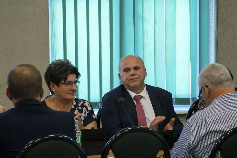 XLV Sesja Rady Gminy Ostrów Mazowiecka (zdjęcia)