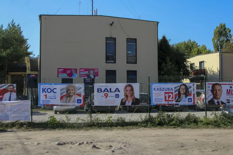 Kampania wyborcza w Ostrowi Mazowieckiej - tradycja spotyka nowoczesność (zdjęcia) 