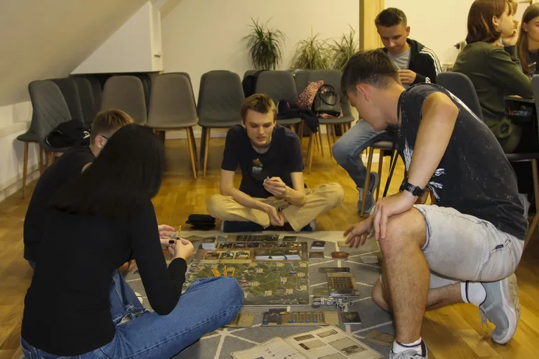 Fundacja PlayPoint gościem Wieczoru Planszówek (zdjęcia)