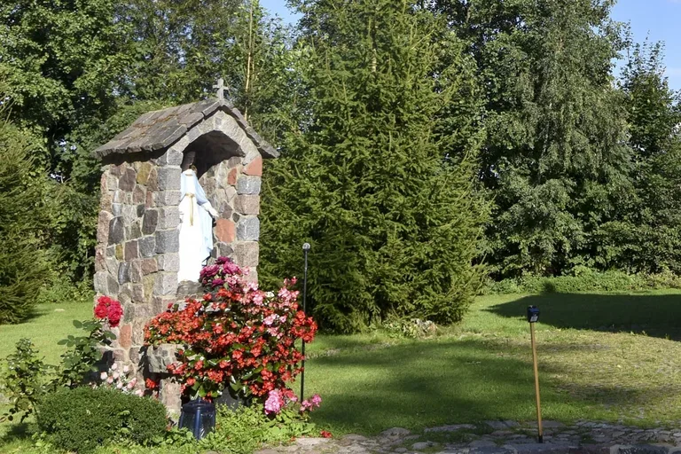 Członkowie stowarzyszenia "Przystań" pielgrzymowali do Hodyszewa (zdjęcia)