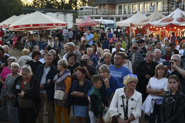 Brok pożegnał lato z zespołem "Bayer Full" (zdjęcia)