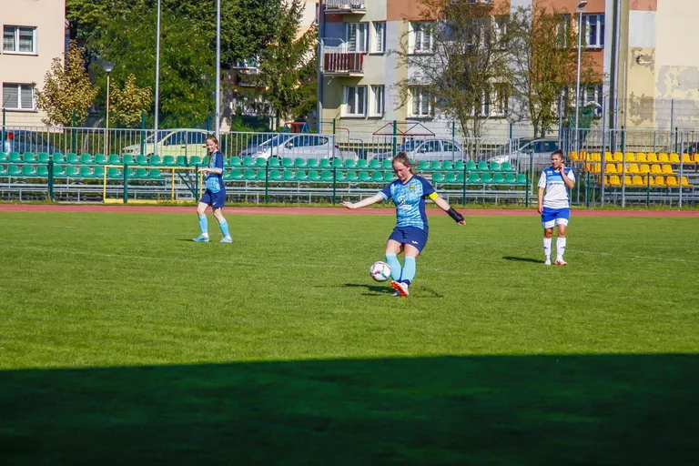 Kobiecy oddział KS Ostrovia odnosi zwycięstwo! (zdjęcia)