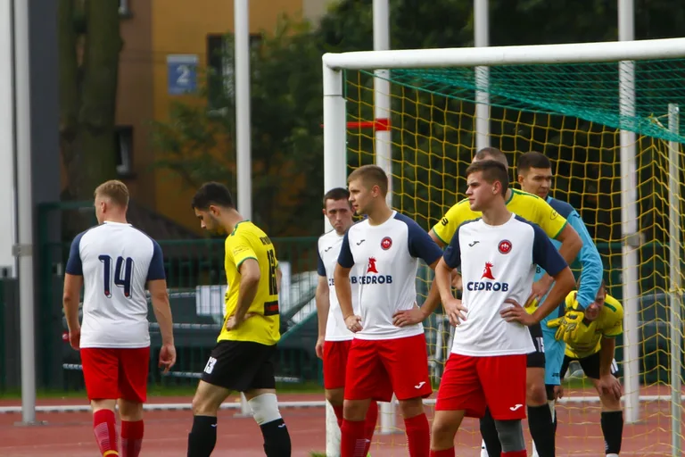 Mecz KS Ostrovia vs Wkra Radzanów (zdjęcia)