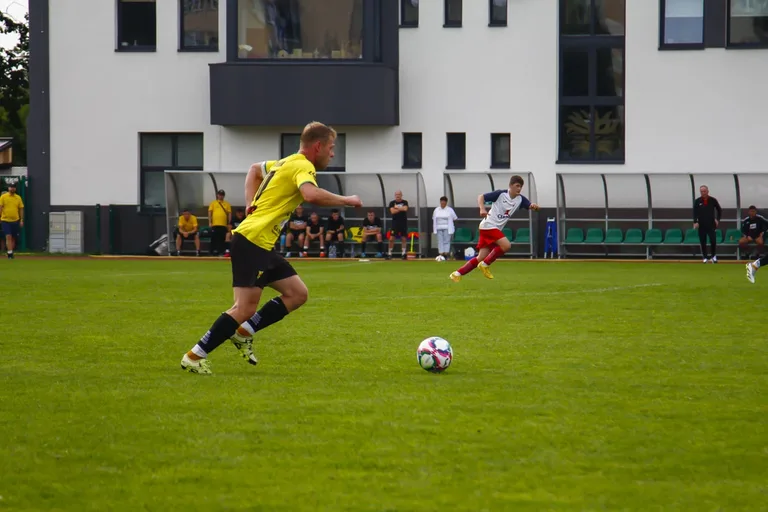 Mecz KS Ostrovia vs Wkra Radzanów (zdjęcia)