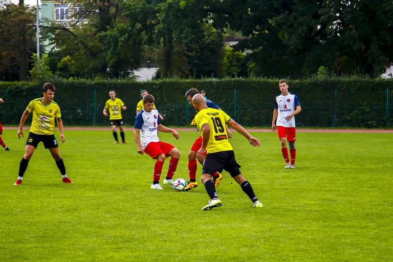 Mecz KS Ostrovia vs Wkra Radzanów (zdjęcia)