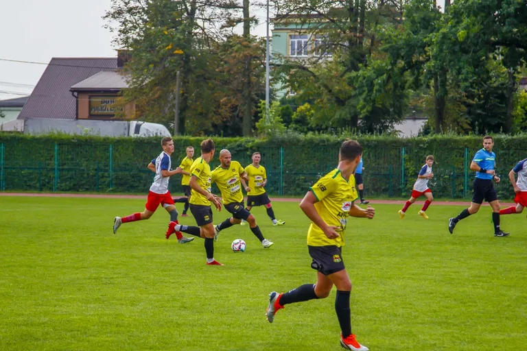 Mecz KS Ostrovia vs Wkra Radzanów (zdjęcia)