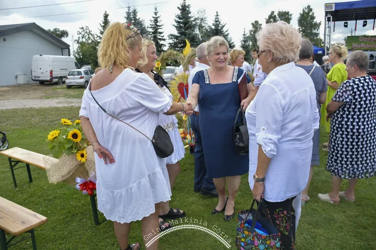 W Małkini Górnej mieszkańcy podziękowali za tegoroczne plony (zdjęcia)