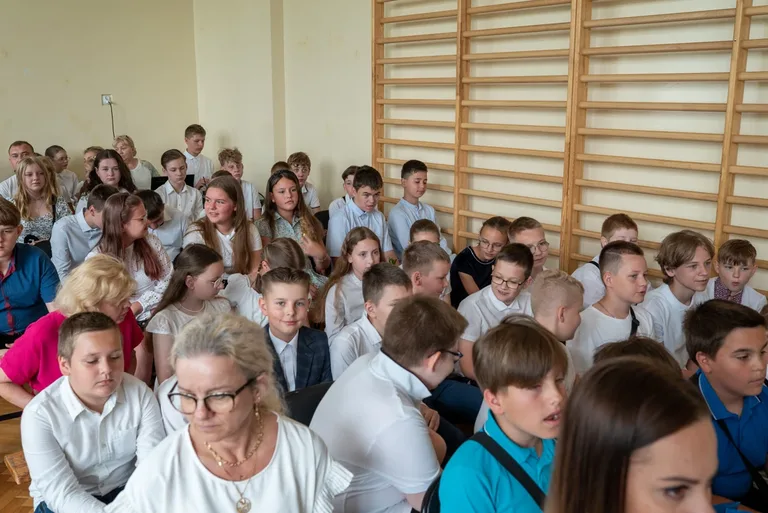 Zakończenie roku szkolnego w Szkole Podstawowej nr 4 w Ostrowi Mazowieckiej (zdjęcia)