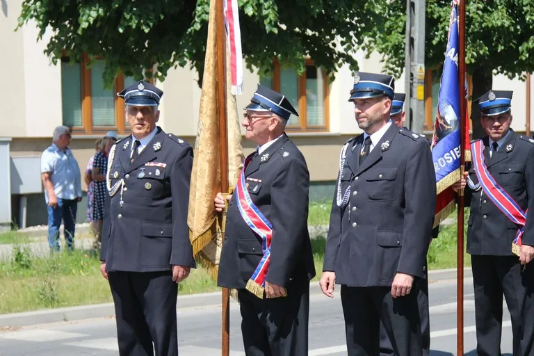 Wspólnota wiary na ulicach - Boże Ciało z parafią pw. Wniebowzięcia NMP w Ostrowi Mazowieckiej (zdjęcia)