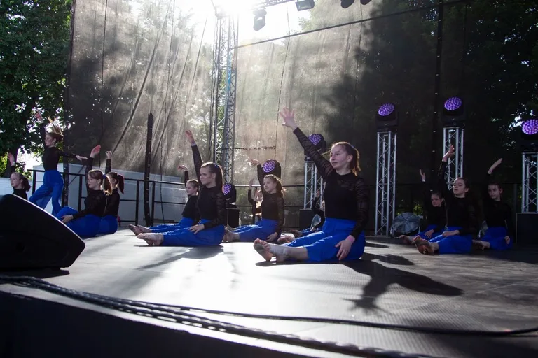 Talenty rozświetlają scenę: Drugi dzień 19. Dni Ostrowi Mazowieckiej! (zdjęcia, wideo)