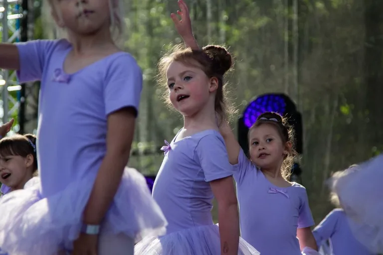 Talenty rozświetlają scenę: Drugi dzień 19. Dni Ostrowi Mazowieckiej! (zdjęcia, wideo)