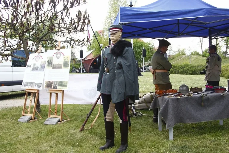 Wspaniała Diorama Historyczna Pułku Ułanów podczas VII Święta Rotmistrza Pileckiego (zdjęcia)