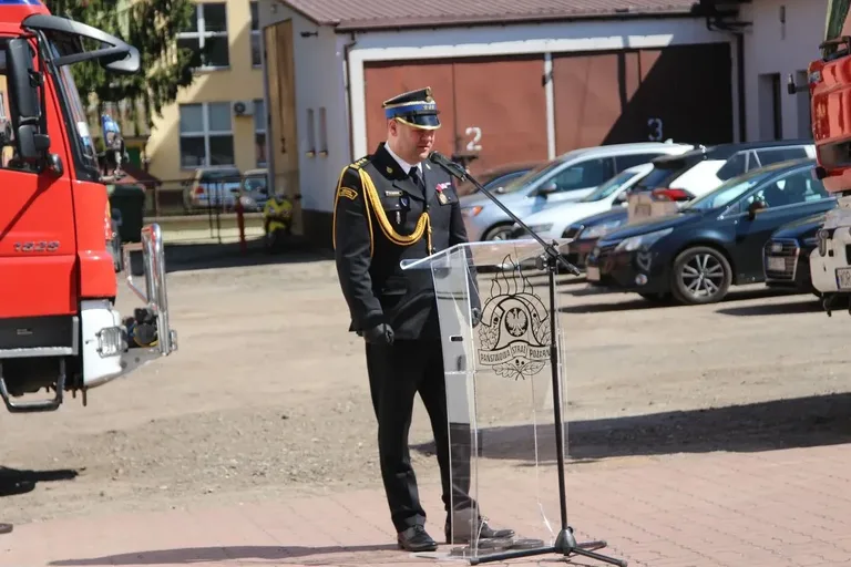 Uroczyste Obchody Dnia Strażaka w Ostrowi Mazowieckiej - honor, odznaczenia i wyróżnienia (zdjęcia)