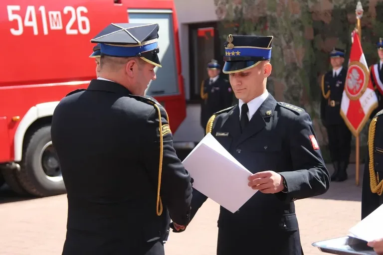 Uroczyste Obchody Dnia Strażaka w Ostrowi Mazowieckiej - honor, odznaczenia i wyróżnienia (zdjęcia)
