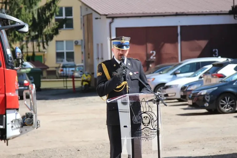 Uroczyste Obchody Dnia Strażaka w Ostrowi Mazowieckiej - honor, odznaczenia i wyróżnienia (zdjęcia)