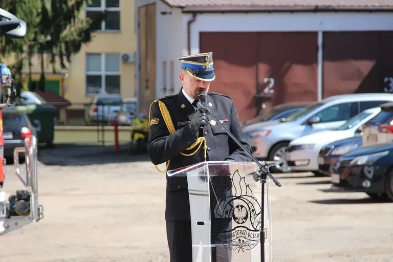 Uroczyste Obchody Dnia Strażaka w Ostrowi Mazowieckiej - honor, odznaczenia i wyróżnienia (zdjęcia)