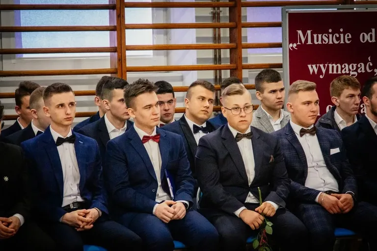 Żegnaj szkoło, witaj maturo! - Uczniowie ZSCKR w Starym Lubiejewie zakończyli rok szkolny (zdjęcia)