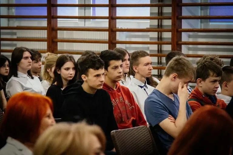 Żegnaj szkoło, witaj maturo! - Uczniowie ZSCKR w Starym Lubiejewie zakończyli rok szkolny (zdjęcia)