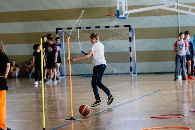 Uczniowie walczyli o zwycięstwo w Młodzieżowych Bitwach Szkół (zdjęcia)