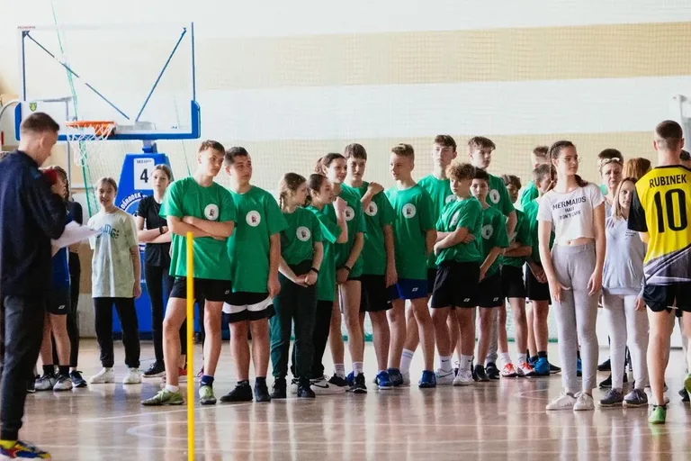Uczniowie walczyli o zwycięstwo w Młodzieżowych Bitwach Szkół (zdjęcia)
