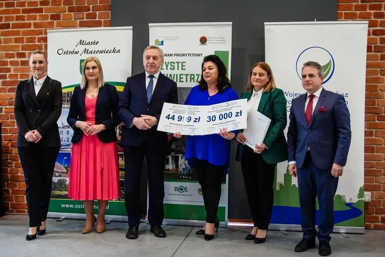 Ponad 248 tys. zł na projekty edukacyjne dla samorządów z powiatu ostrowskiego! (zdjęcia)