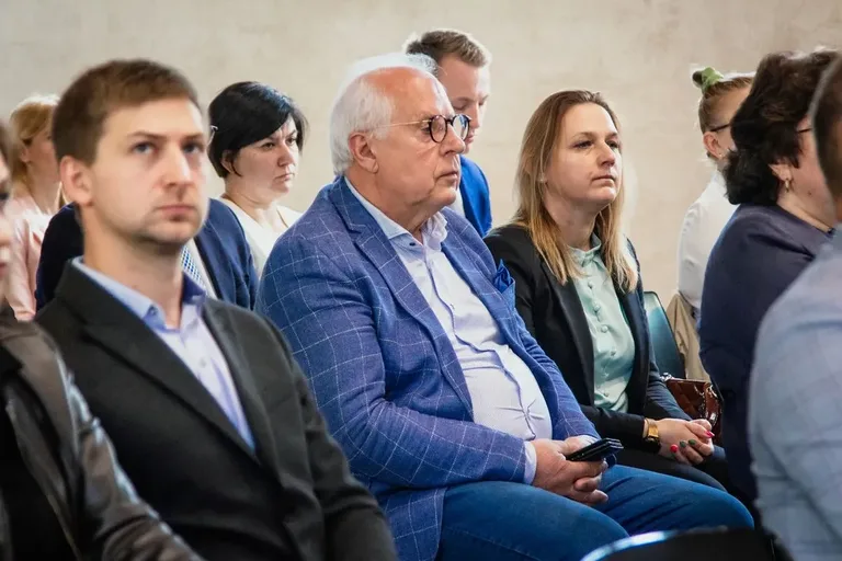 Ponad 248 tys. zł na projekty edukacyjne dla samorządów z powiatu ostrowskiego! (zdjęcia)