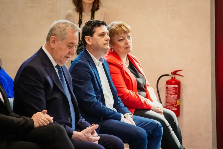 Ponad 248 tys. zł na projekty edukacyjne dla samorządów z powiatu ostrowskiego! (zdjęcia)