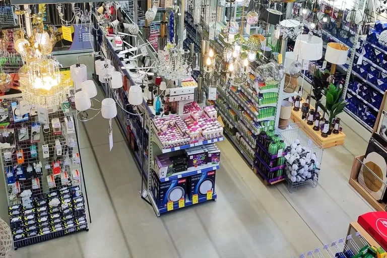 Market PSB Mrówka w Ostrowi Mazowieckiej zaprasza na uroczyste otwarcie nowej części sklepu w dn. 22.04.2023 r.