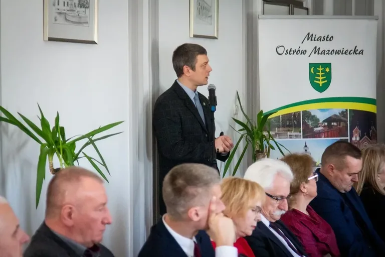 Zabytki Ostrowi Mazowieckiej pod ochroną - radni miasta jednogłośnie przyjęli program! (zdjęcia)