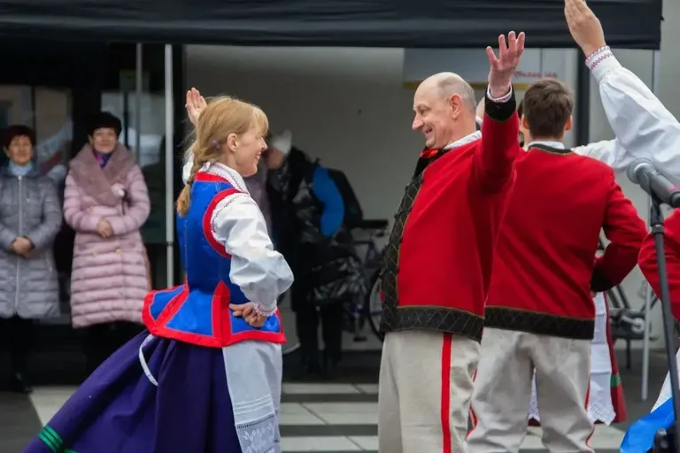 Jarmark Wielkanocny w Ostrowi Mazowieckiej – pyszne smaki i wspaniała zabawa! (zdjęcia, wideo)