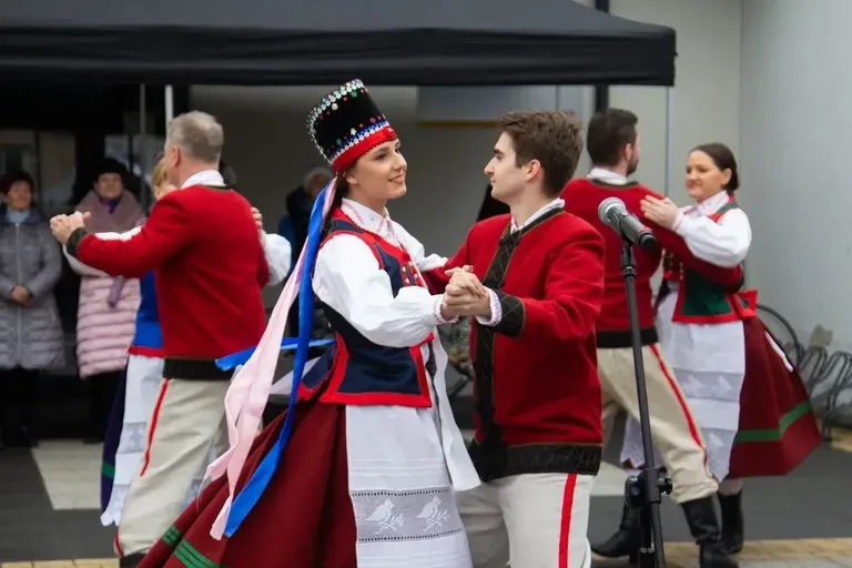 Jarmark Wielkanocny w Ostrowi Mazowieckiej – pyszne smaki i wspaniała zabawa! (zdjęcia, wideo)
