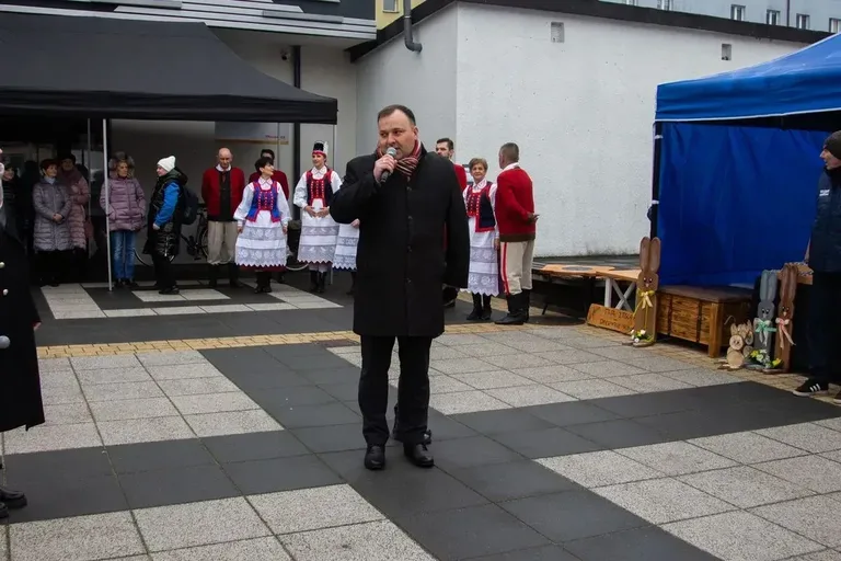 Jarmark Wielkanocny w Ostrowi Mazowieckiej – pyszne smaki i wspaniała zabawa! (zdjęcia, wideo)