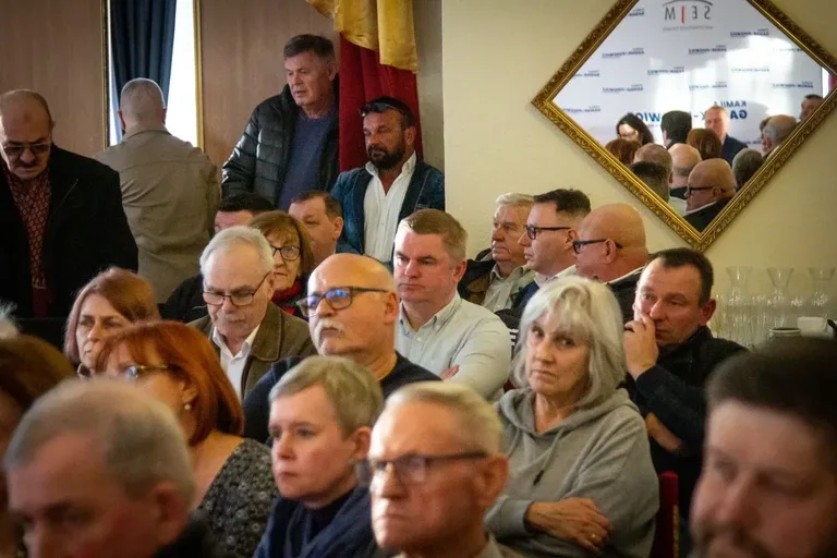 Politycy spotkali się z mieszkańcami Ostrowi Mazowieckiej (zdjęcia)