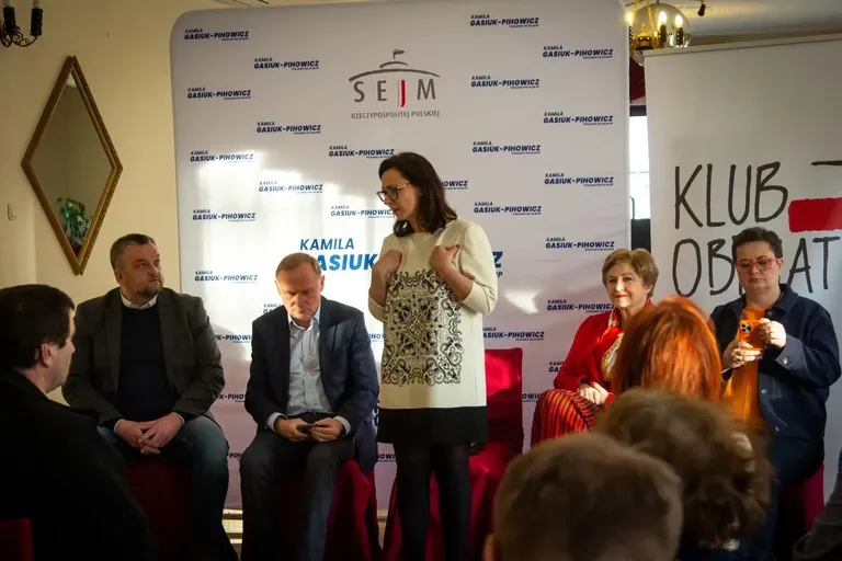 Politycy spotkali się z mieszkańcami Ostrowi Mazowieckiej (zdjęcia)