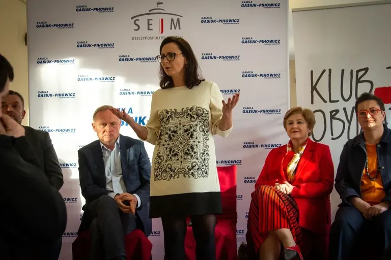 Politycy spotkali się z mieszkańcami Ostrowi Mazowieckiej (zdjęcia)