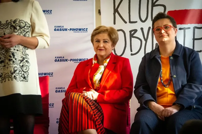 Politycy spotkali się z mieszkańcami Ostrowi Mazowieckiej (zdjęcia)