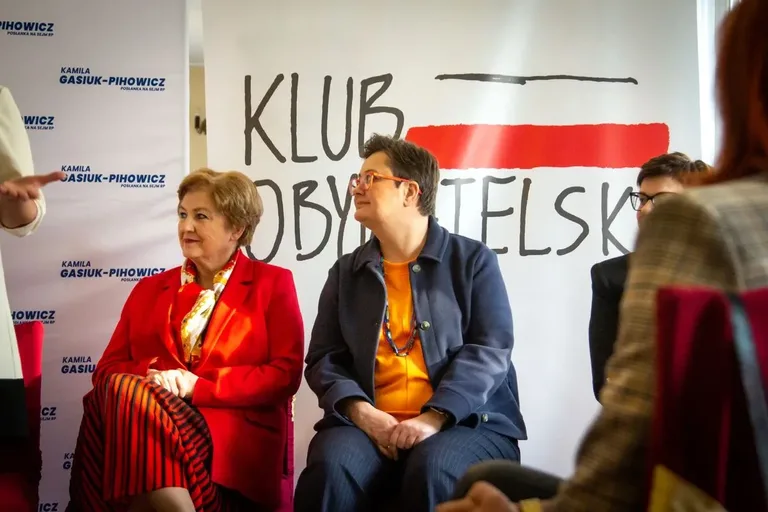 Politycy spotkali się z mieszkańcami Ostrowi Mazowieckiej (zdjęcia)