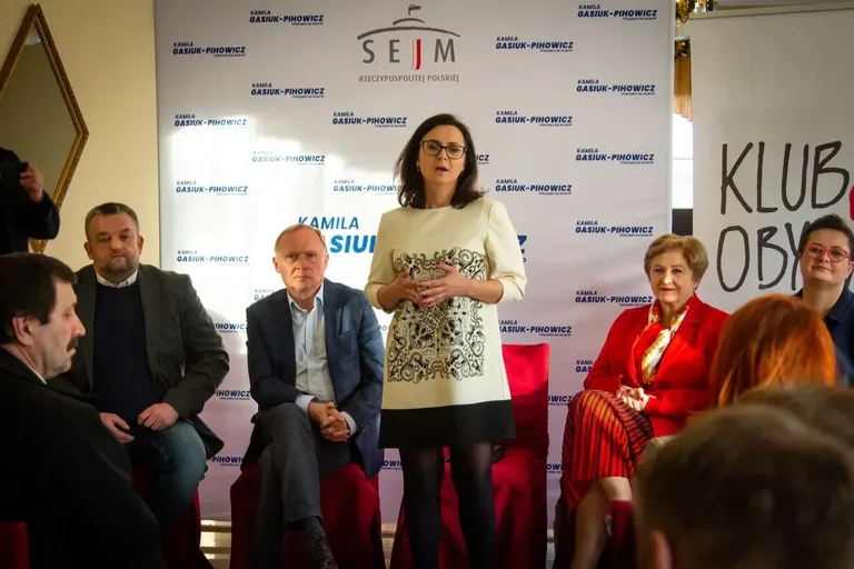 Politycy spotkali się z mieszkańcami Ostrowi Mazowieckiej (zdjęcia)