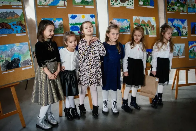 XVII Powiatowy Konkurs Plastyczny "Krajobraz polski" - "Pejzaż górski w kolażu" rozstrzygnięty! (zdjęcia)