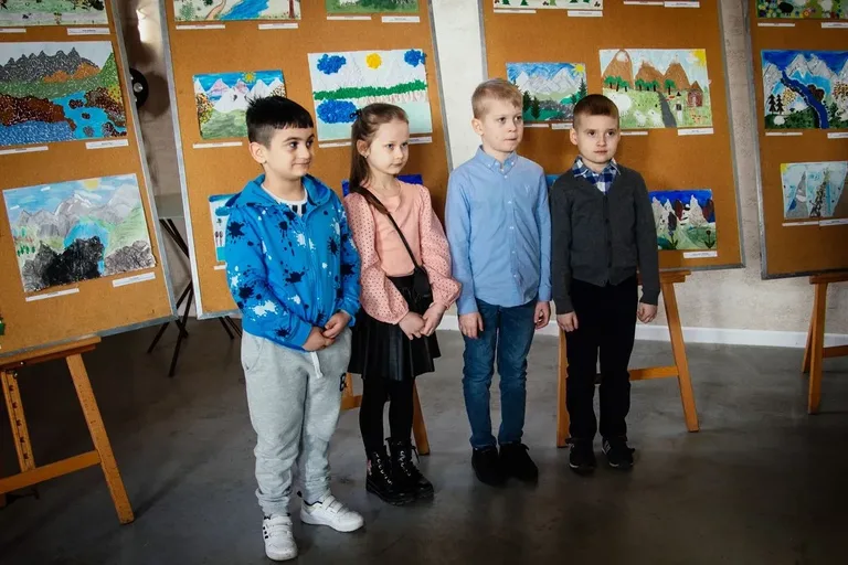 XVII Powiatowy Konkurs Plastyczny "Krajobraz polski" - "Pejzaż górski w kolażu" rozstrzygnięty! (zdjęcia)
