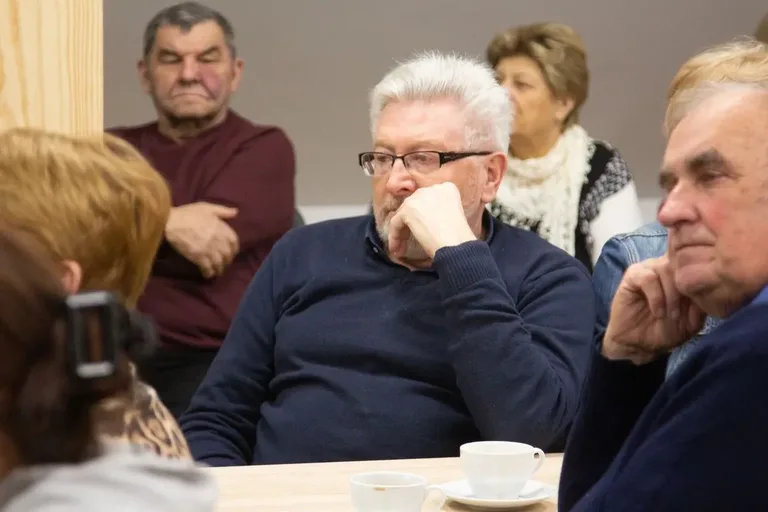 Andrzej Mierzwiński odkrywa legendy i podania ziemi ostrowskiej - spotkanie z cyklu "Ścieżki Historii i Tradycji" (zdjęcia)