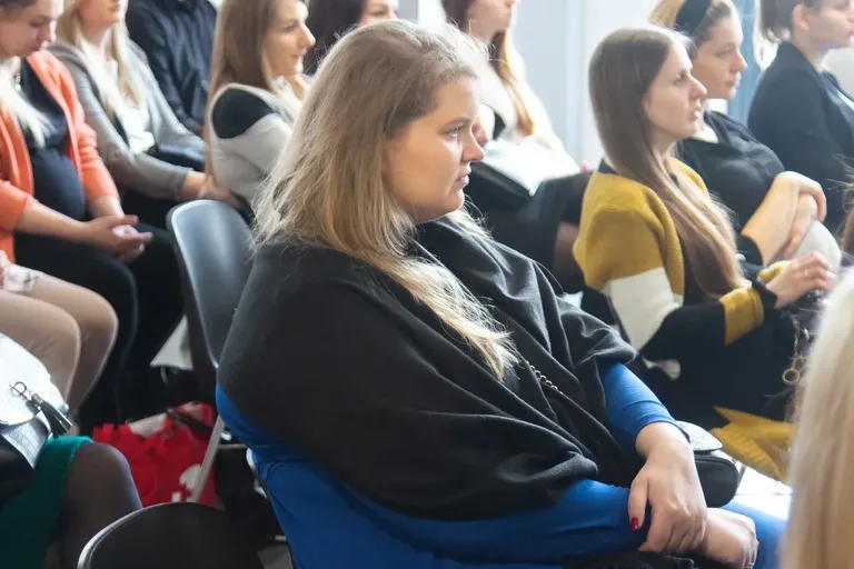 Konferencja pt. "Położna doradcą mamy i dziecka": wiedza i wsparcie dla przyszłych matek (zdjęcia)