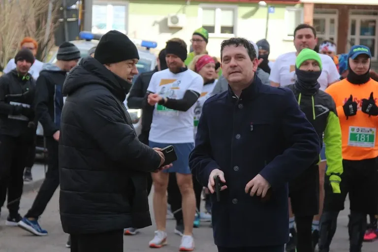 Bieg "Tropem wilczym". Uczestnicy pobiegli dla uczczenia pamięci Żołnierzy Wyklętych (zdjęcia)