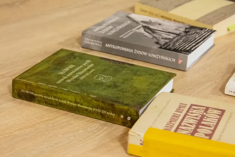 Ostrowianie poznali historię swoich nazwisk podczas warsztatów genealogicznych "Skąd nasz ród?" (zdjęcia)