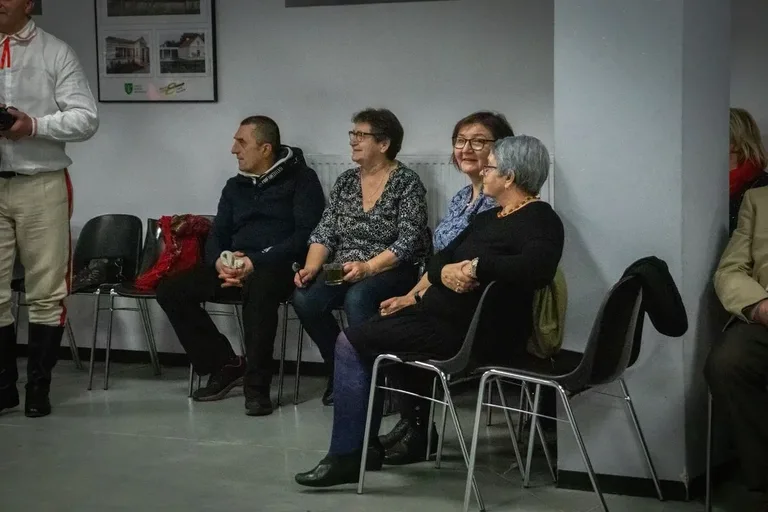 Ostrowianie wspólnie bawili się podczas Kurpiowskiej Potańcówki Ostatkowej (zdjęcia)