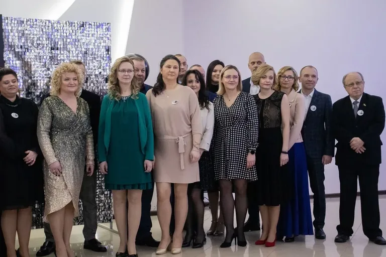Maturzyści z ZSCKR w Starym Lubiejewie świętowali swój bal w "Euforii" (zdjęcia, wideo)