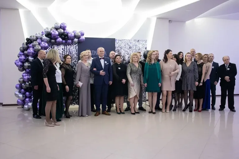 Maturzyści z ZSCKR w Starym Lubiejewie świętowali swój bal w "Euforii" (zdjęcia, wideo)